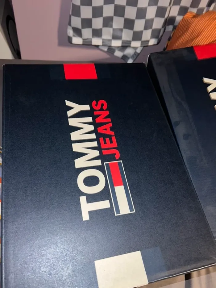 Baskets tommy hiligher officiel 2025 édition limitée rare - photo numéro 10