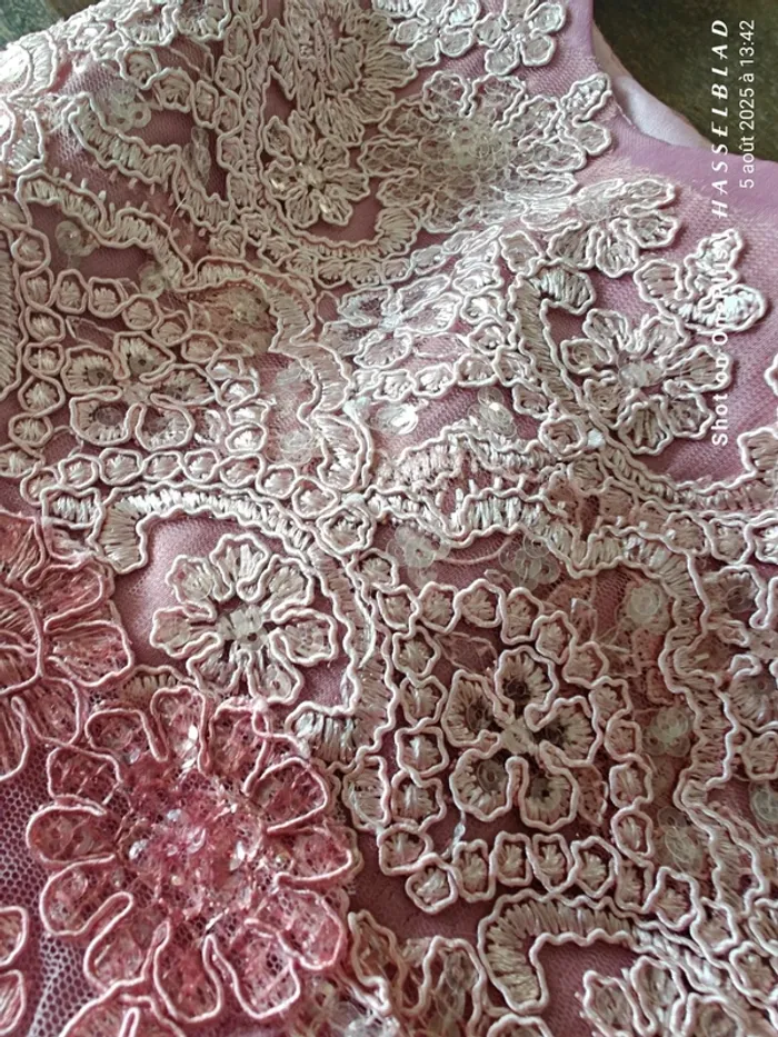 Magnifique robe de cérémonie paillettes sequins - photo numéro 2