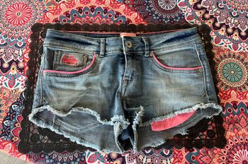 Short en jeans Superdry W27 (T36-38)