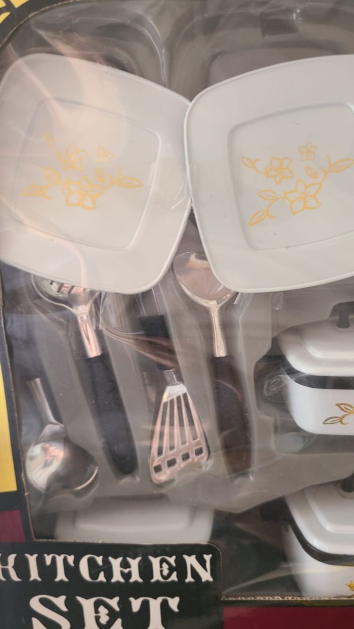 dinette plastique - photo numéro 3