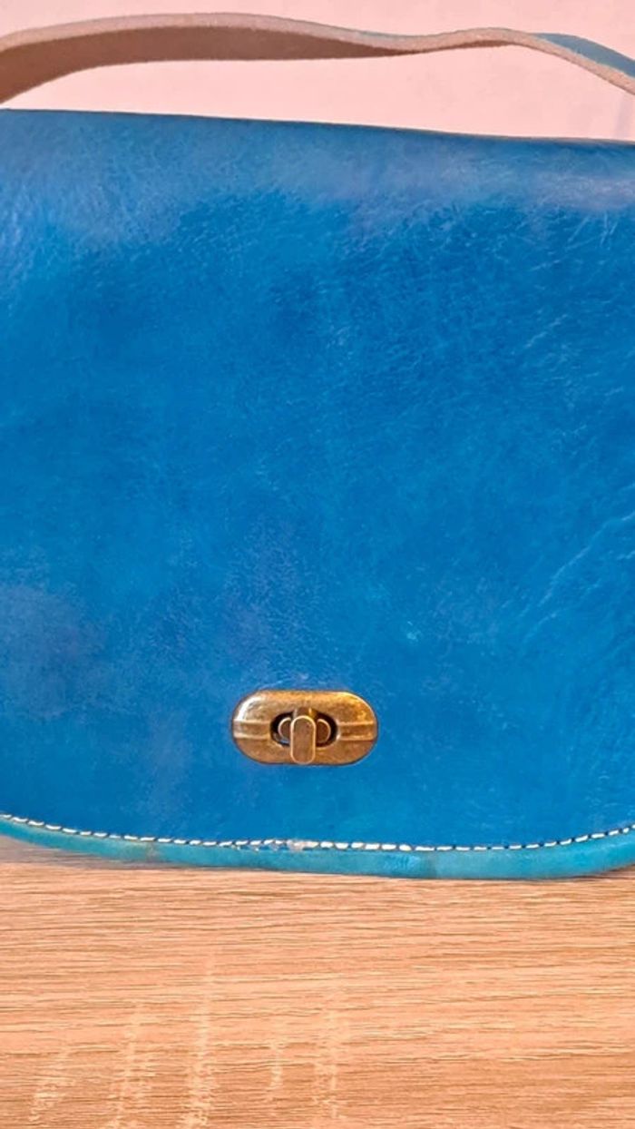 Petit sac à main besace cuir bleu turquoise. Neuf - photo numéro 3