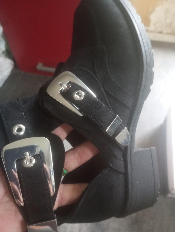 Chaussure - photo numéro 7