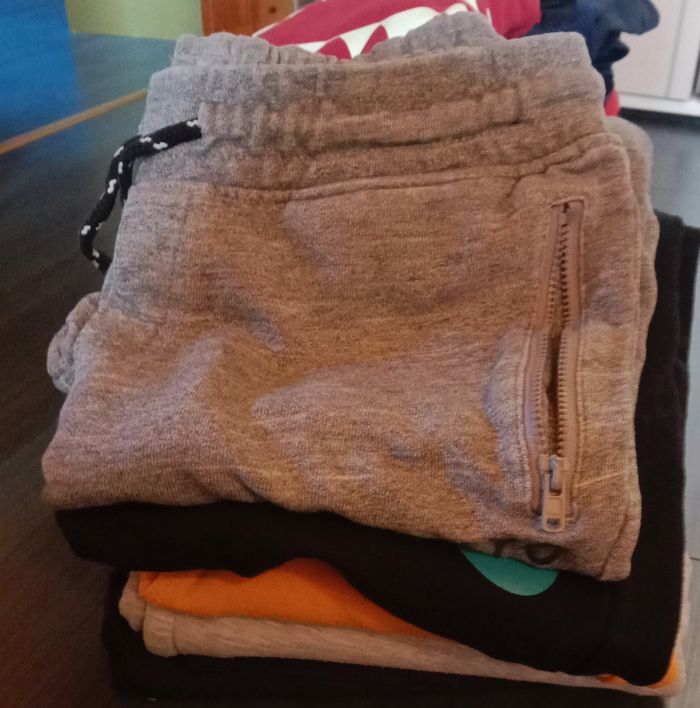 Lot de vêtements demie-saison - photo numéro 2