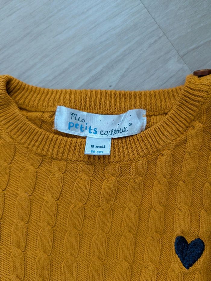 Pull jaune - photo numéro 3
