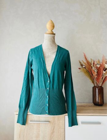 Cardigan moulant boutonnée col V taille S / 36 • boutique Indépendante • parfait état