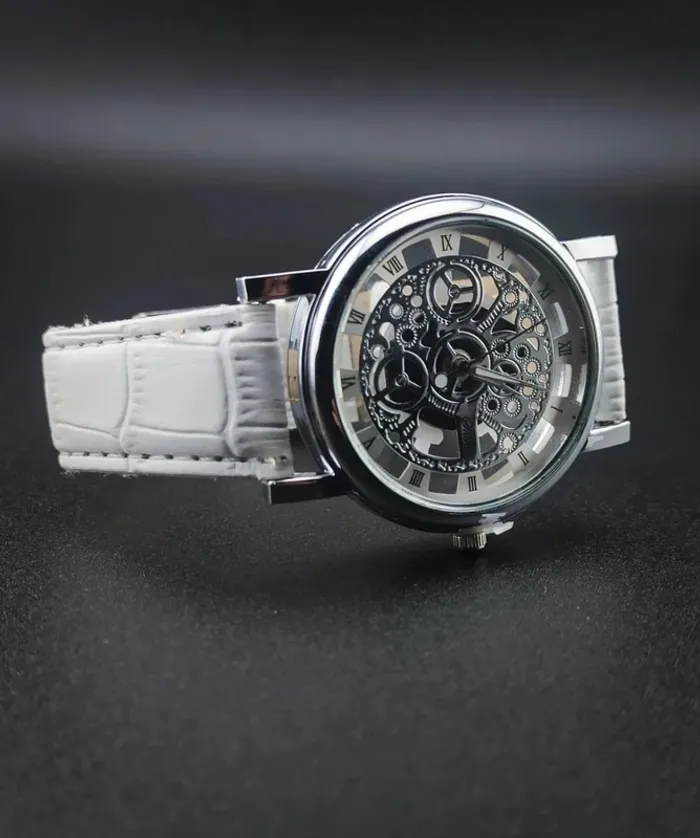 Montre blanche style mécanique-vintage