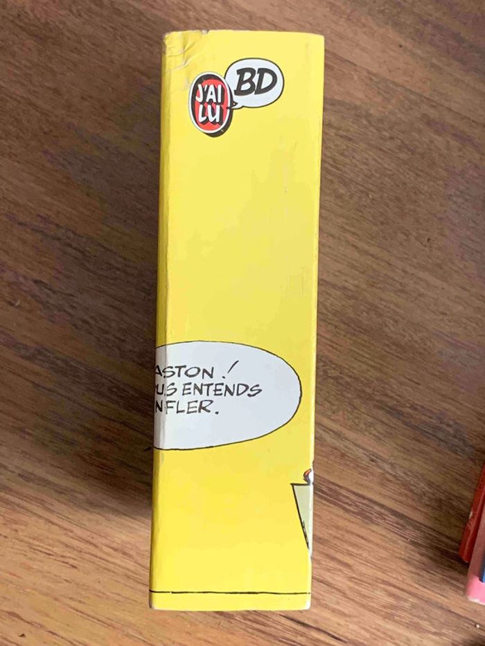 Ancien coffret 5 volumes de Gaston Lagaffe - photo numéro 4