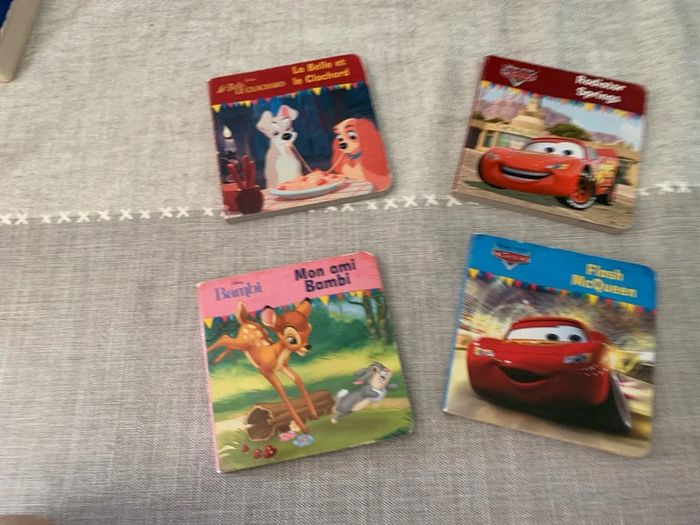 Lot 4 petits livres Disney en carton