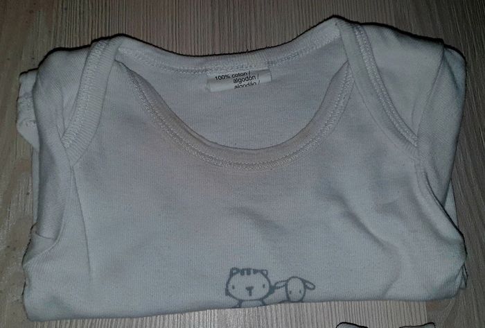 Lot bodies bébé mixte - photo numéro 5