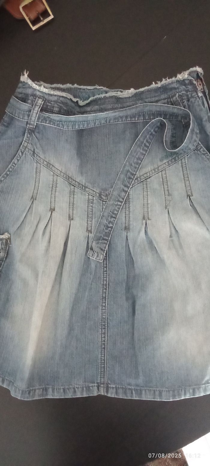 Lot 3 jupes en jeans souple - photo numéro 3