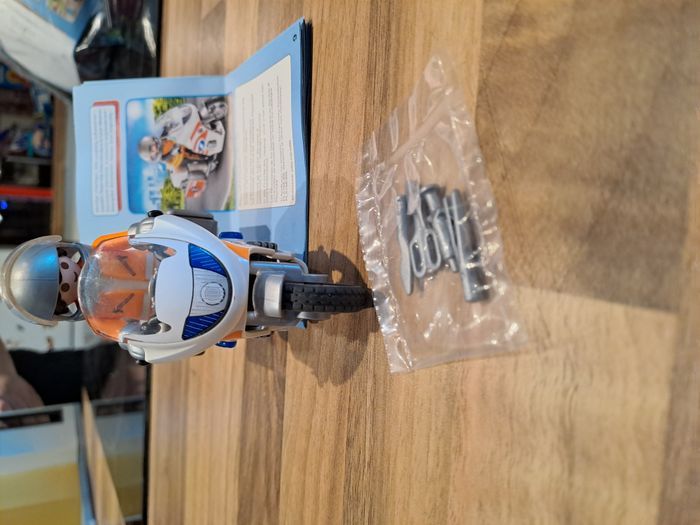 Playmobil 70051 Urgentiste et Moto Complet - photo numéro 2