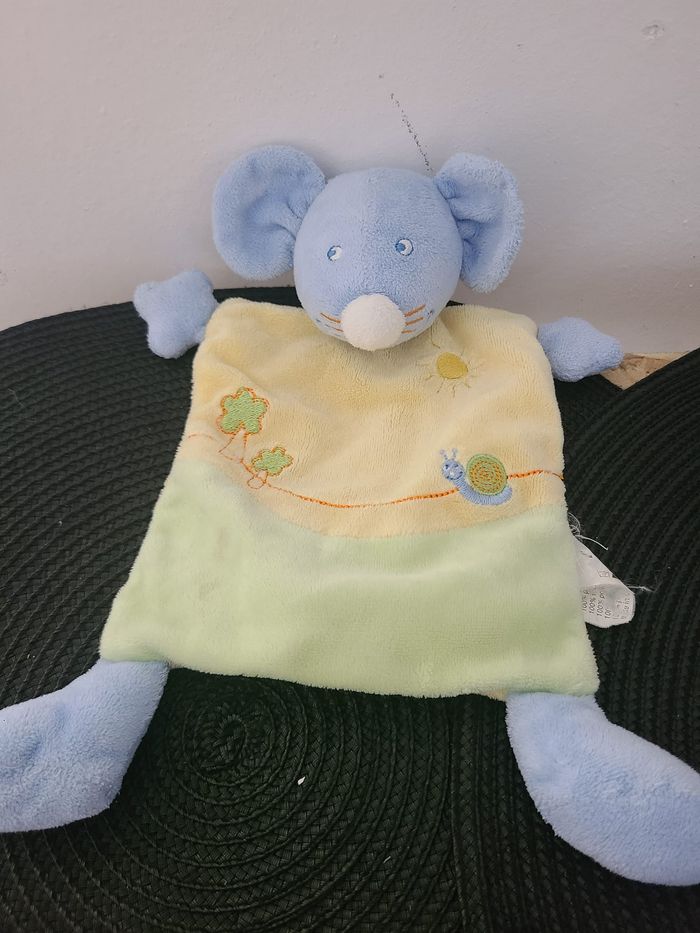 Souris VETIR doudou plat bleu jaune et vert escargot - photo numéro 2