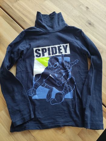 Tee-shirt col roulé marvel