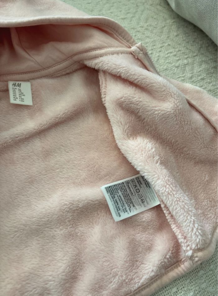 Veste à capuche polaire cœur bébé H&M - photo numéro 3