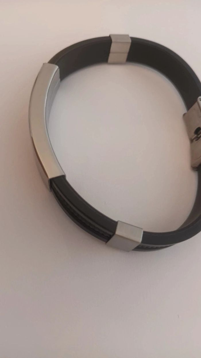 Bracelet homme silicone et acier - photo numéro 11