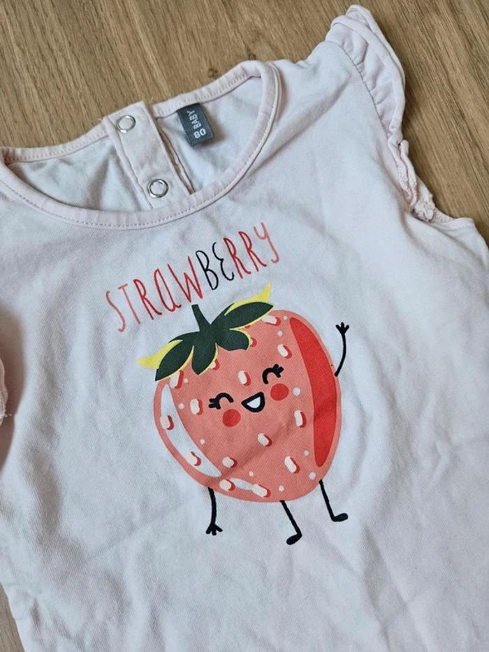 Tee shirt fraise 🍓 wibra 80 Cm - photo numéro 2