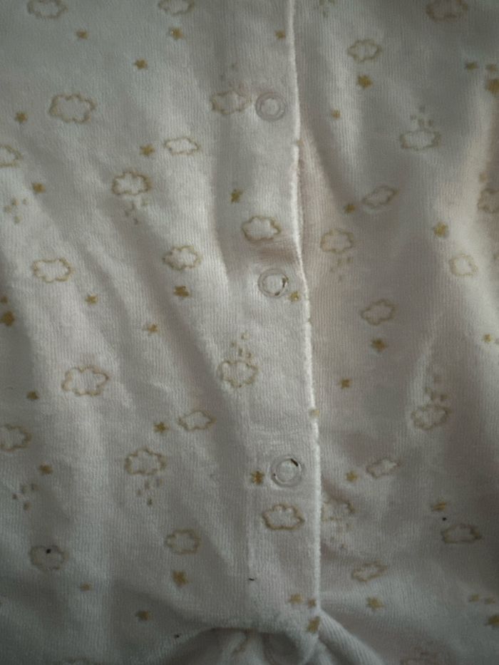 Pyjama 1 mois - photo numéro 2