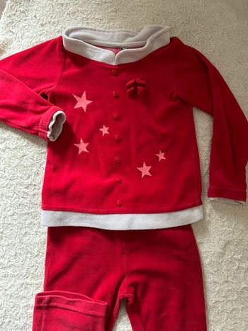 Pyjama Noël 3 ans très bon état