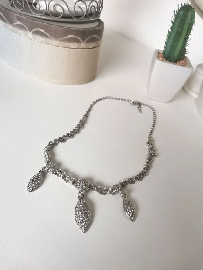 Collier fantaisie en strass argenté vintage - photo numéro 2