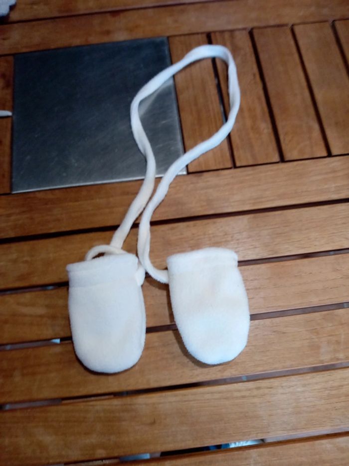 Moufles T 3-6 mois - photo numéro 4