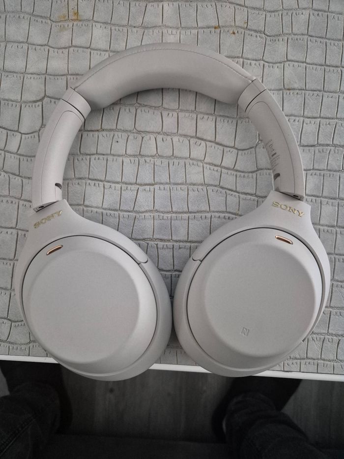 Casque Sony WH-1000XM4 - photo numéro 4