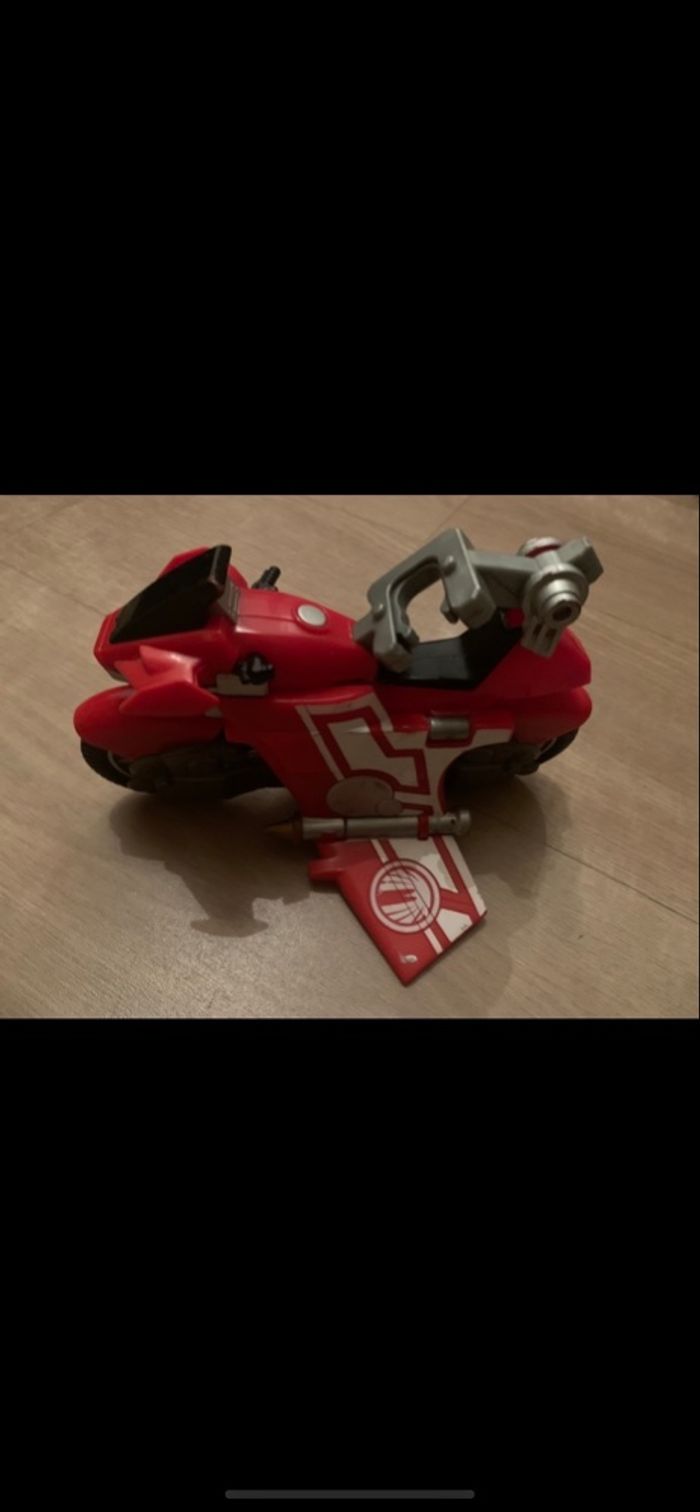 Transformer moto rouge power rangers collector - photo numéro 6