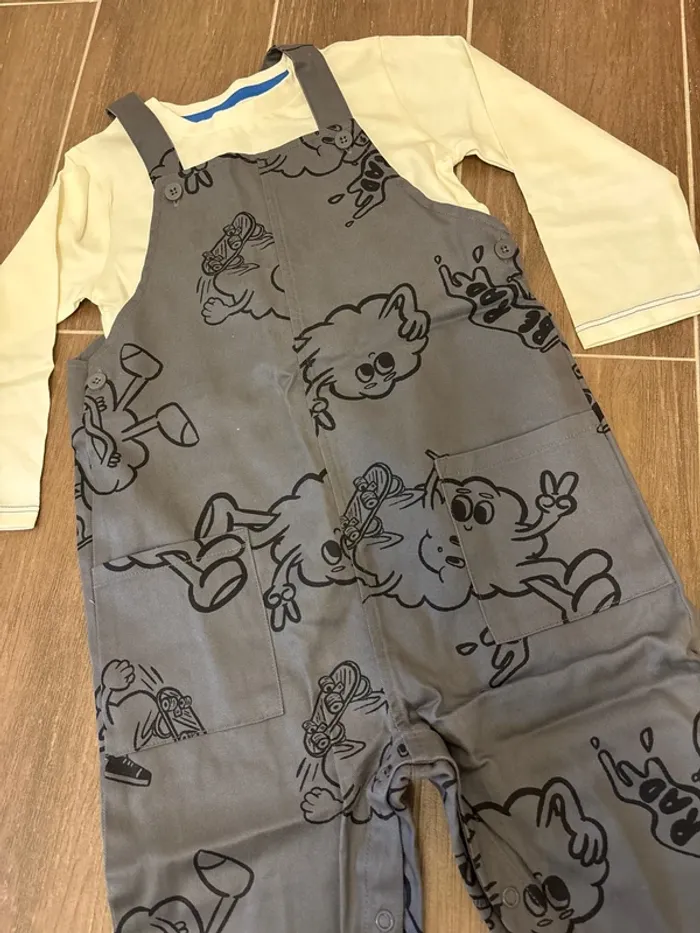 Ensemble Salopette avec t shirt