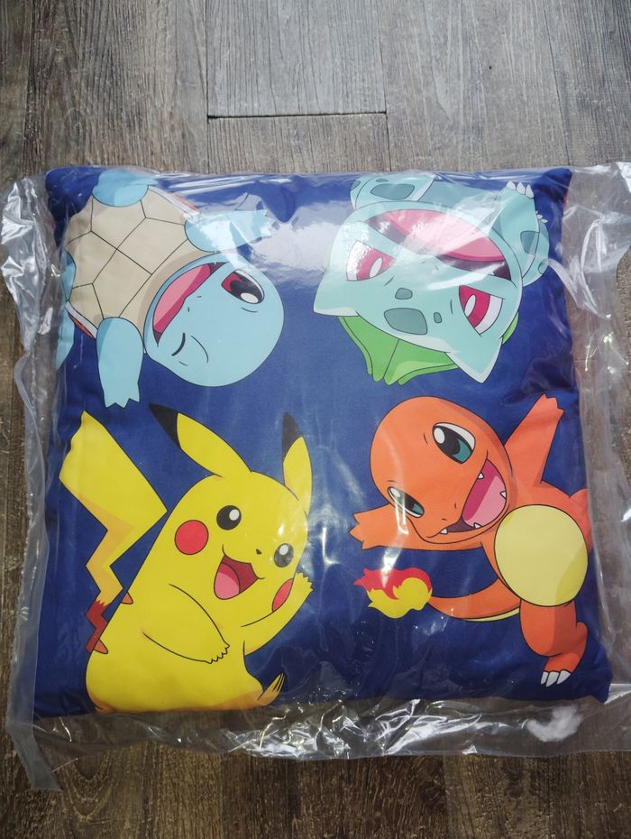 Coussin pokémon - photo numéro 1