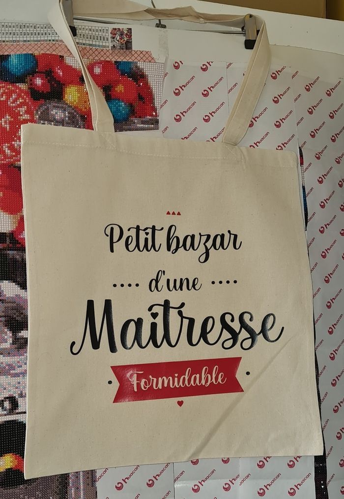 Sac à offrir ! Maîtresse, atsem, aesh, nounou - photo numéro 3