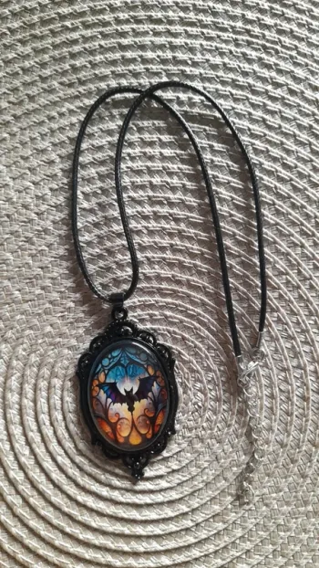 🦇 Collier chauve-souris gothique Halloween