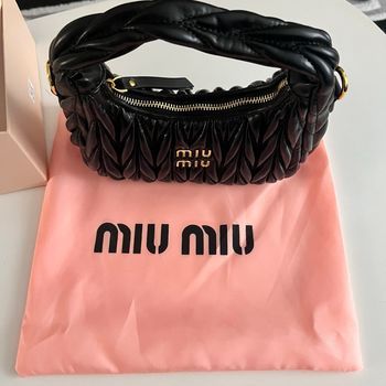 Sac à main Miu miu noir 