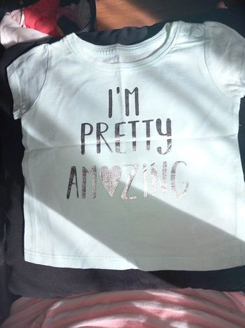 T-shirt taille 3/6mois 68cm primark