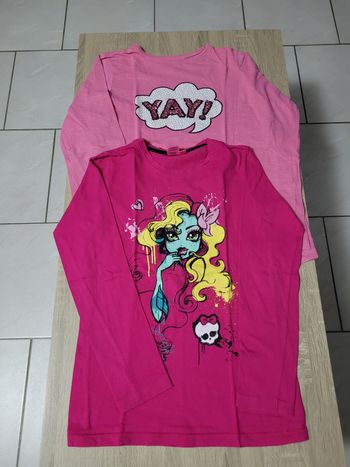 Lot de 2 tee-shirts fille en 12 ans
