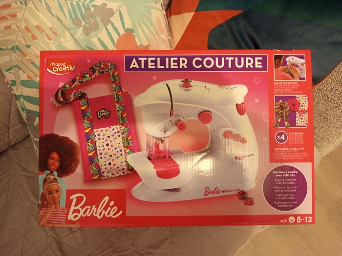 Machine à coudre barbie - photo numéro 8
