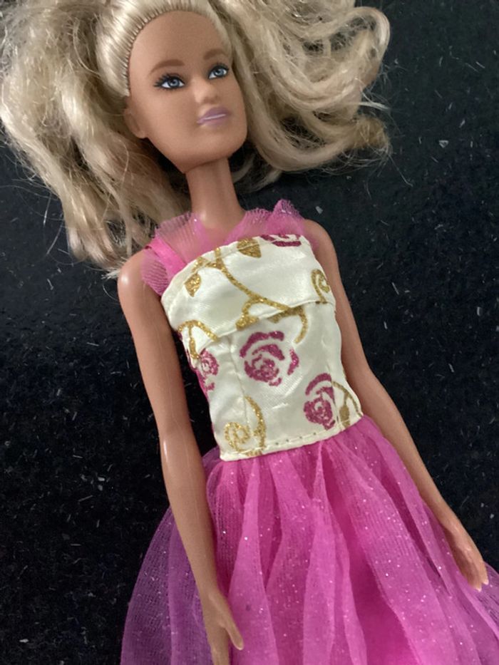Poupée Barbie - photo numéro 4