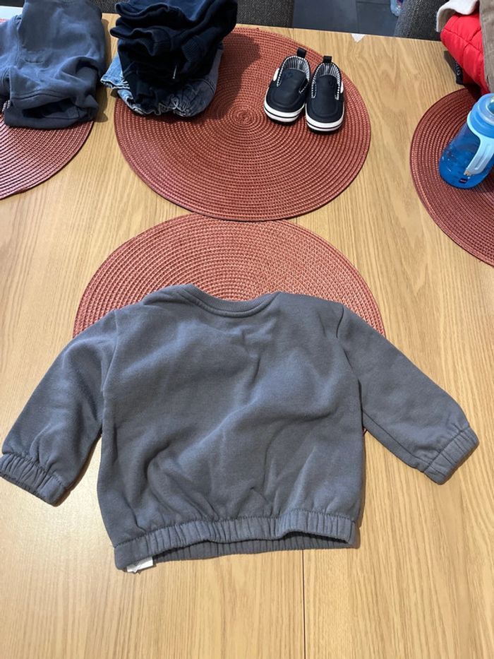 Pull primark dinosaures 74cm - photo numéro 3