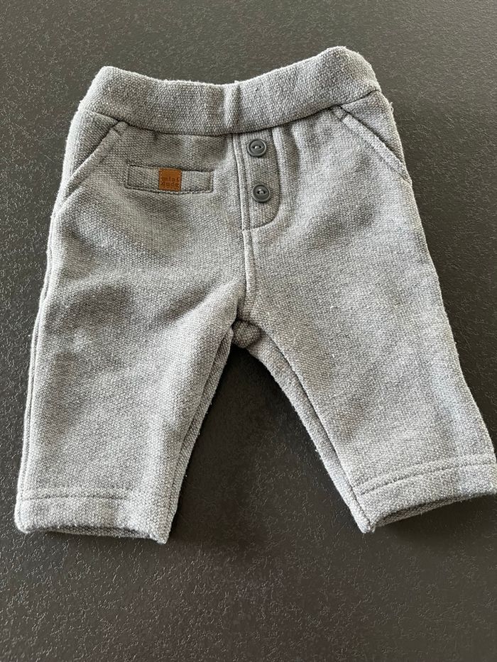 Pantalon gris 3 mois Kiabi