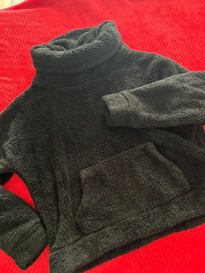 Pull pilou pilou