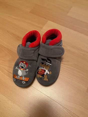 Chaussons Isotoner Taille 24