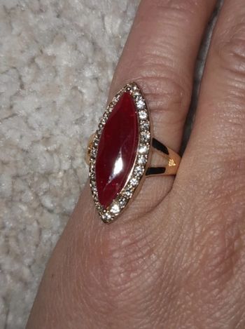 Bague doré pierre rouge 💫 vintage