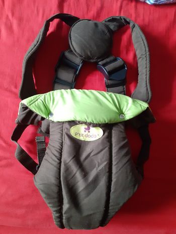 Porte-bébé ventral
