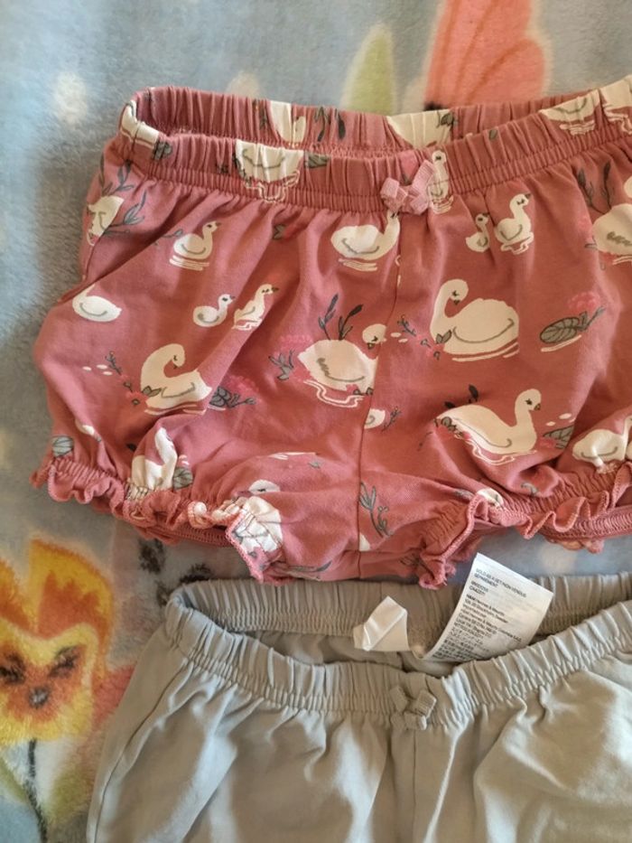 Lot short H&M 1.5/2 ans - photo numéro 2