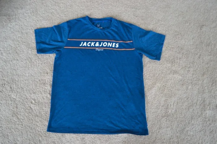Tee-shirt Jack & Jones  Taille 16 ans