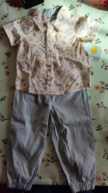 Ensemble bébé neuf 
