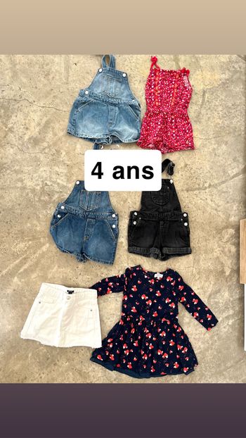 Lot robe salopette 4 ans