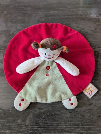 Doudou marionnette petite fille