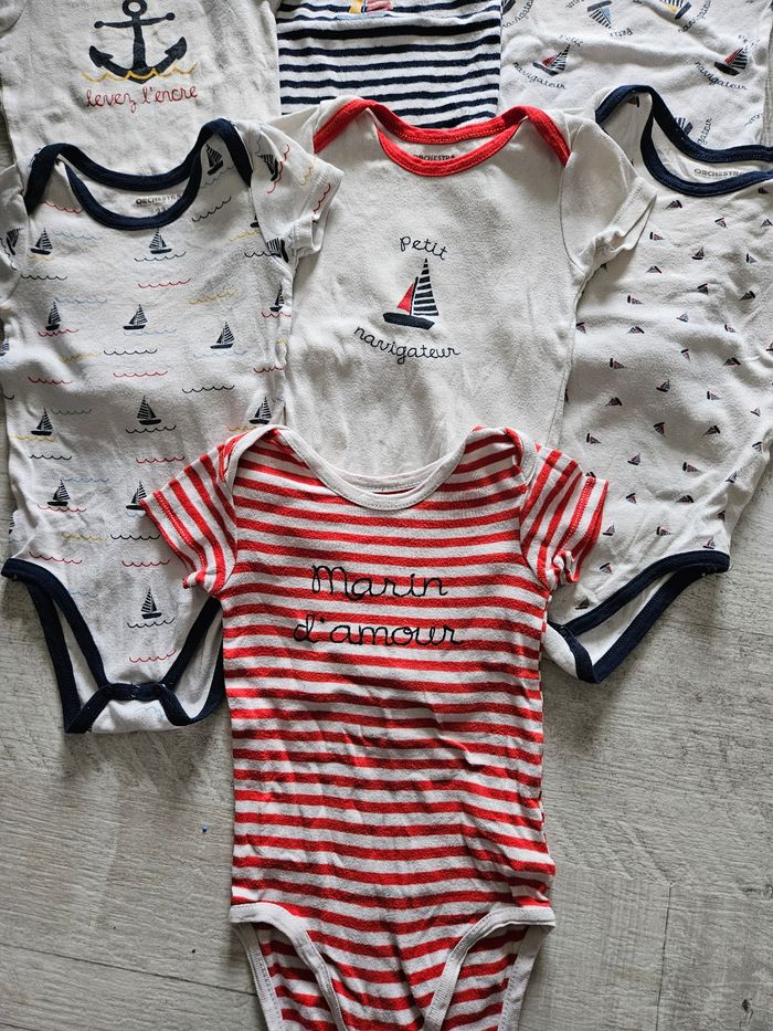 Lot bodys marin 23 mois - photo numéro 2
