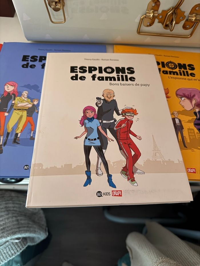 Lot Bd Espions de famille
