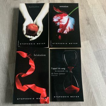 4 livres twilight