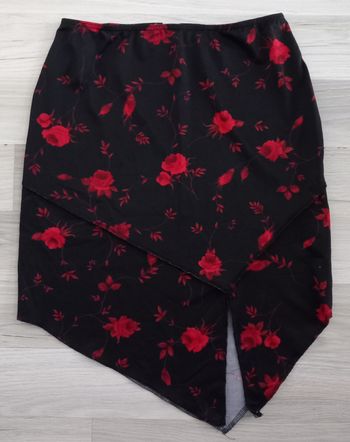 Jupe femme à motifs à fleurs Pimkie taille 38